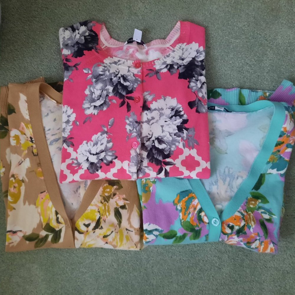 Issac Mizrahi Live! 3/4 Sleeve Button Down Floral Cardigan Shirt Bundle Lot